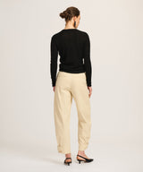 Featherweight Cashmere Slim Crewneck Sweater