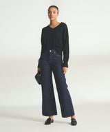 Signature Cashmere Classic V-Neck Sweater